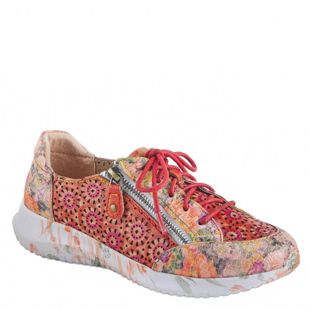 NEW L'ARTISTE women's jazzie trainer laceup sneaker in red multi